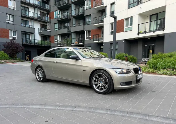 samochody osobowe BMW Seria 3 cena 44000 przebieg: 251000, rok produkcji 2007 z Warszawa